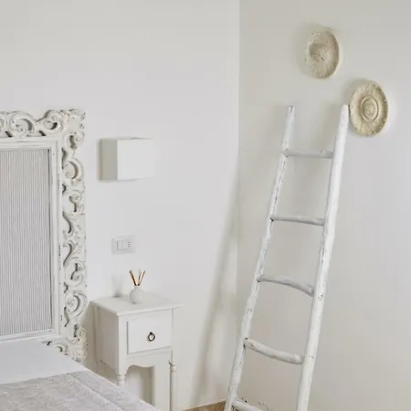 Agapanto Masseria * 孔韦尔萨诺